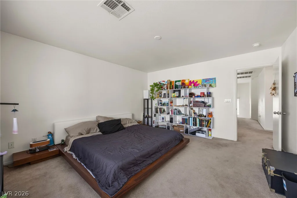 7707 Whitesboro, Las Vegas, NV 89139