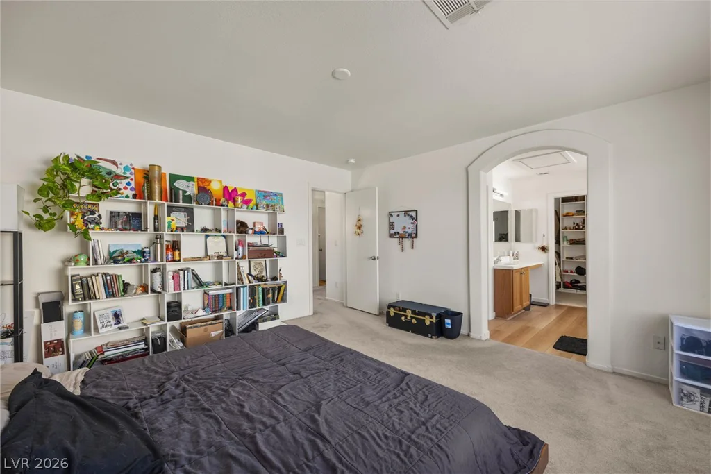 7707 Whitesboro, Las Vegas, NV 89139
