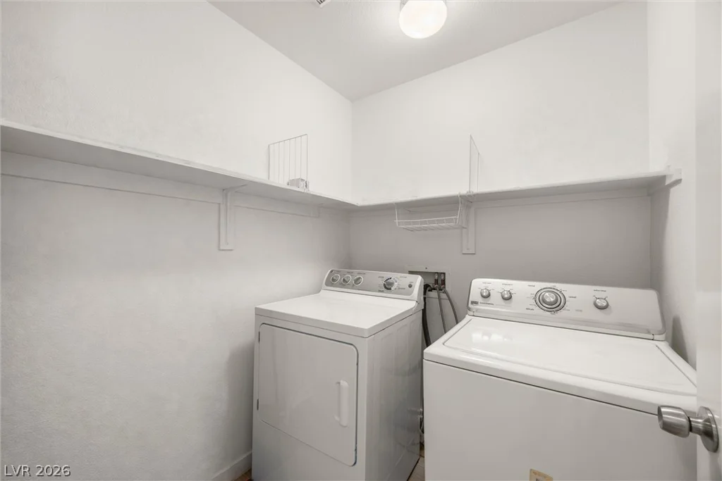 7707 Whitesboro, Las Vegas, NV 89139