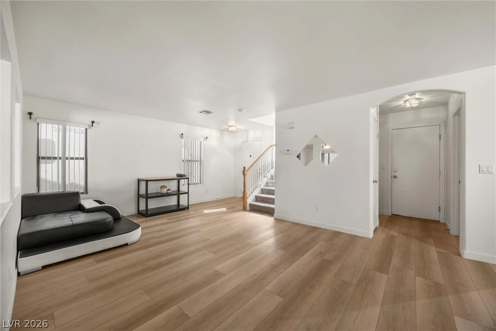 7707 Whitesboro, Las Vegas, NV 89139