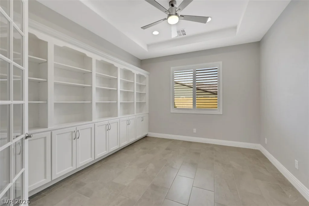 8425 Tenaya, Las Vegas, NV 89113