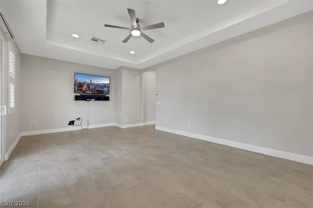 8425 Tenaya, Las Vegas, NV 89113
