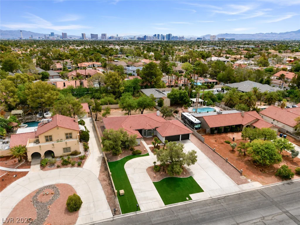 3150 Tenaya, Las Vegas, NV 89117