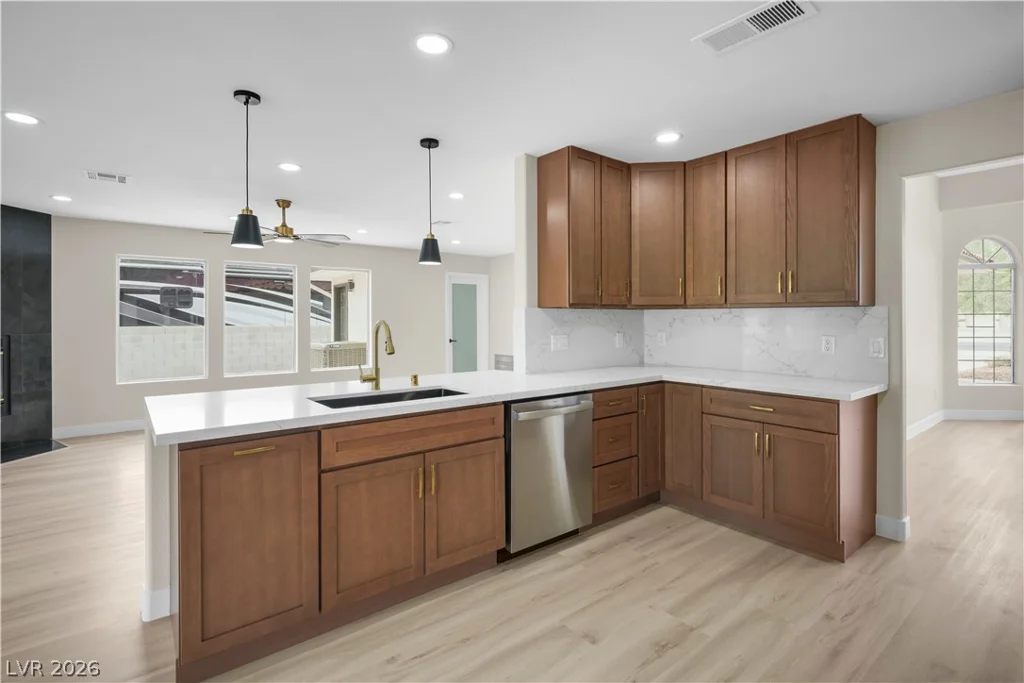 3150 Tenaya, Las Vegas, NV 89117