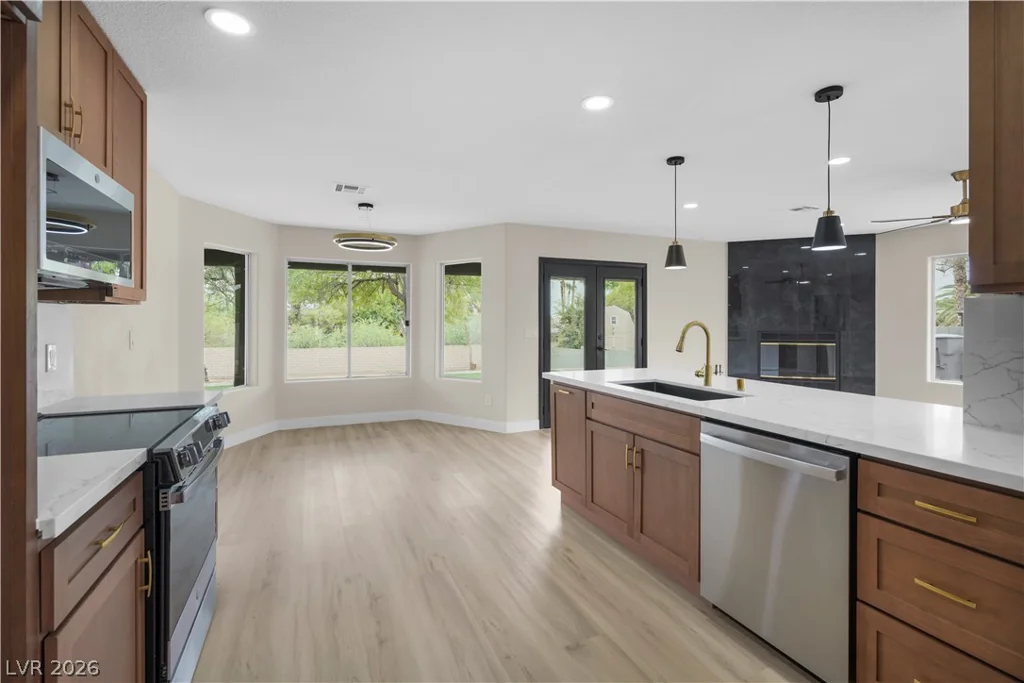 3150 Tenaya, Las Vegas, NV 89117