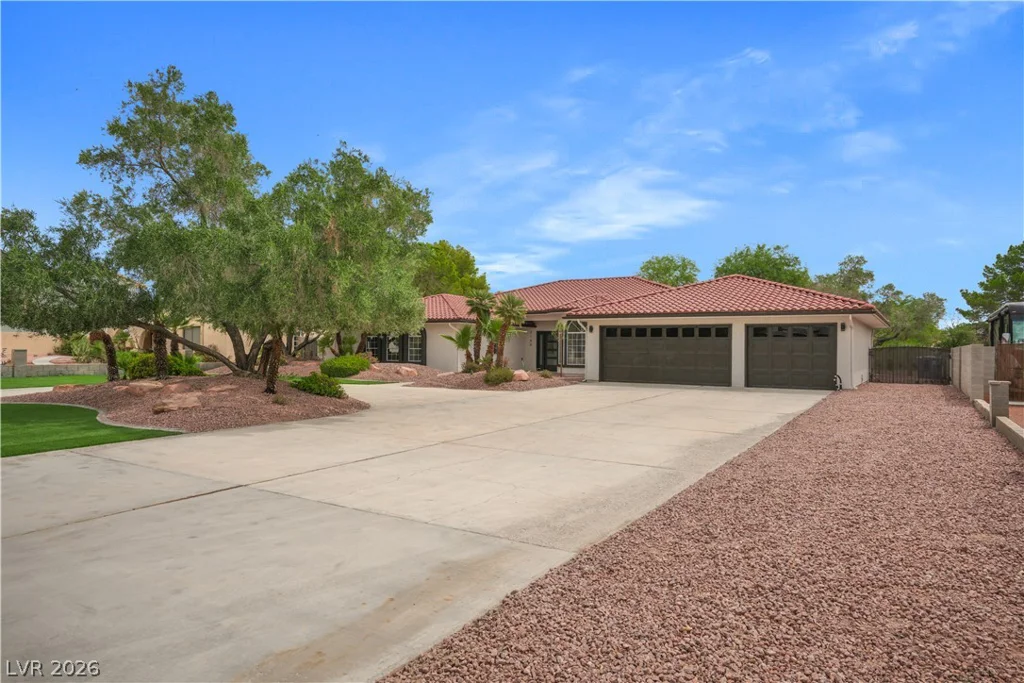 3150 Tenaya, Las Vegas, NV 89117