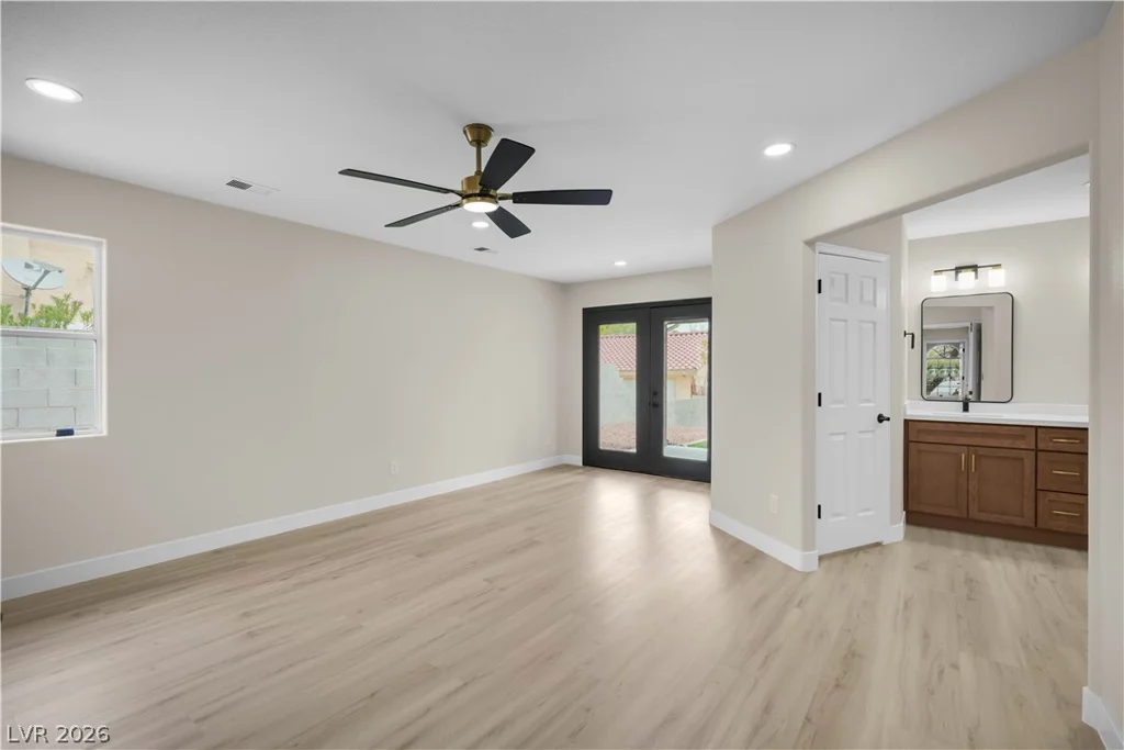 3150 Tenaya, Las Vegas, NV 89117