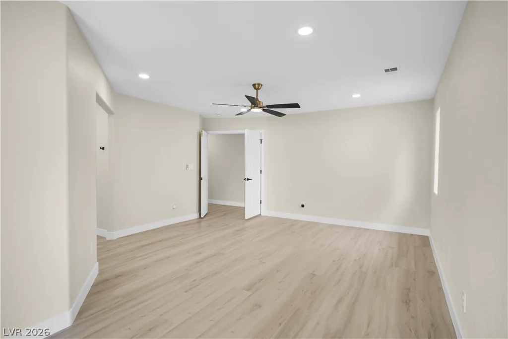 3150 Tenaya, Las Vegas, NV 89117