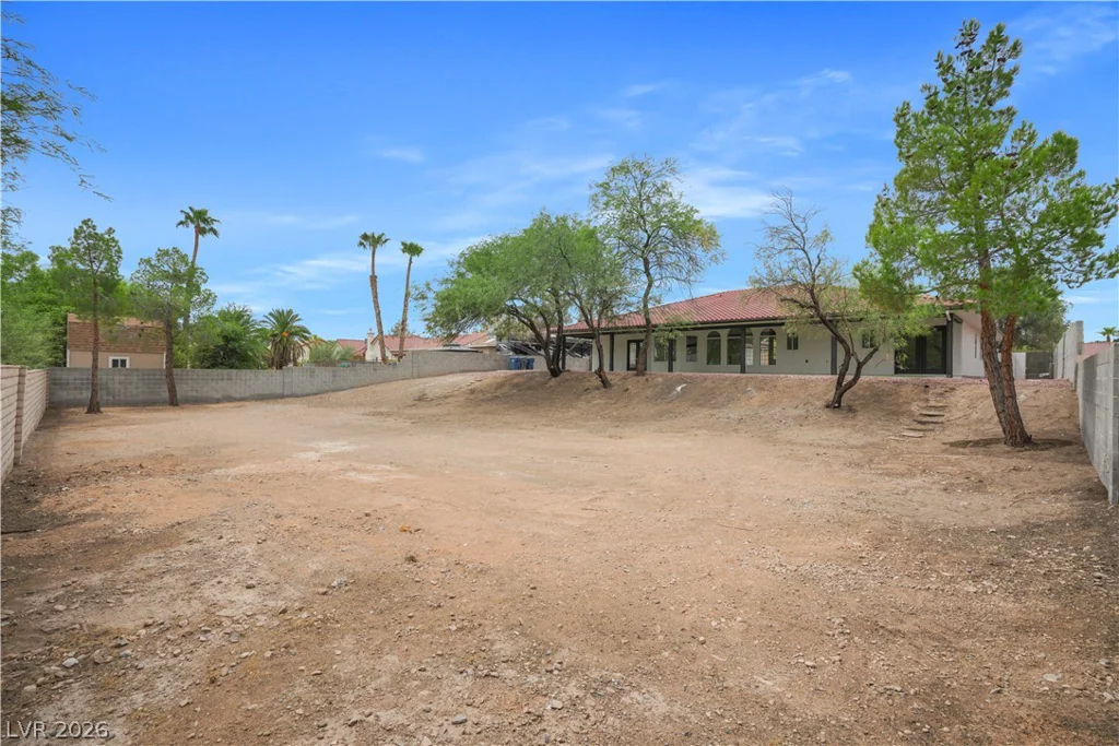 3150 Tenaya, Las Vegas, NV 89117