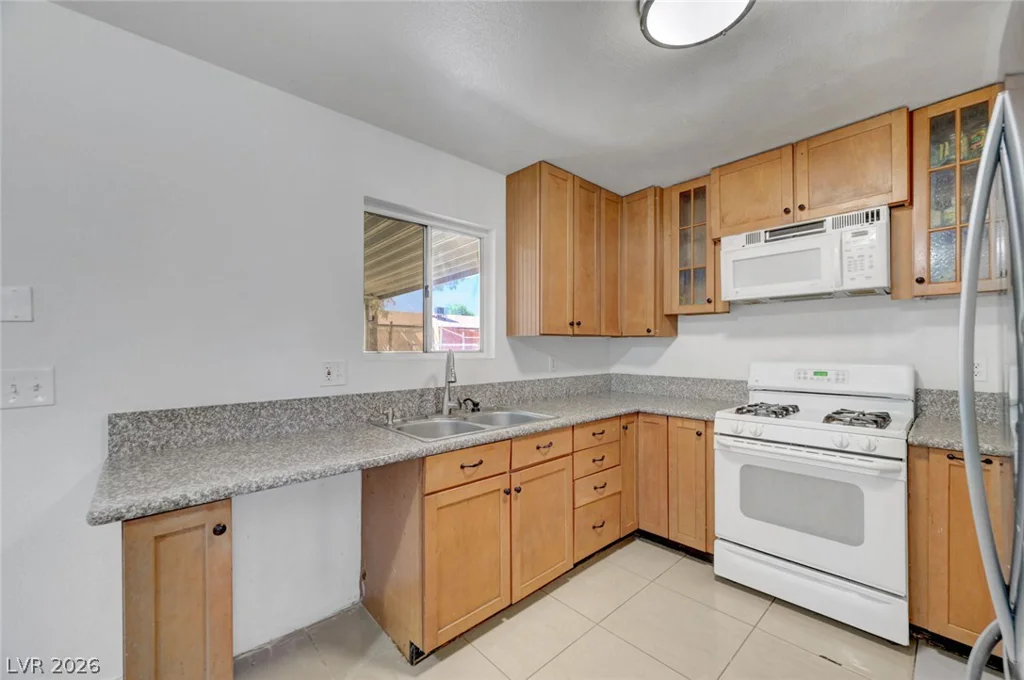 246 Meyers, Henderson, NV 89015