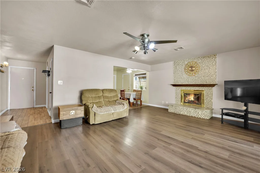 5412 Del Monte, Las Vegas, NV 89146