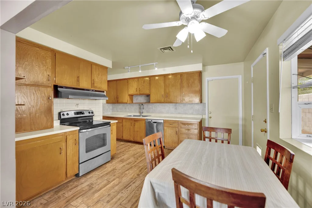 5412 Del Monte, Las Vegas, NV 89146