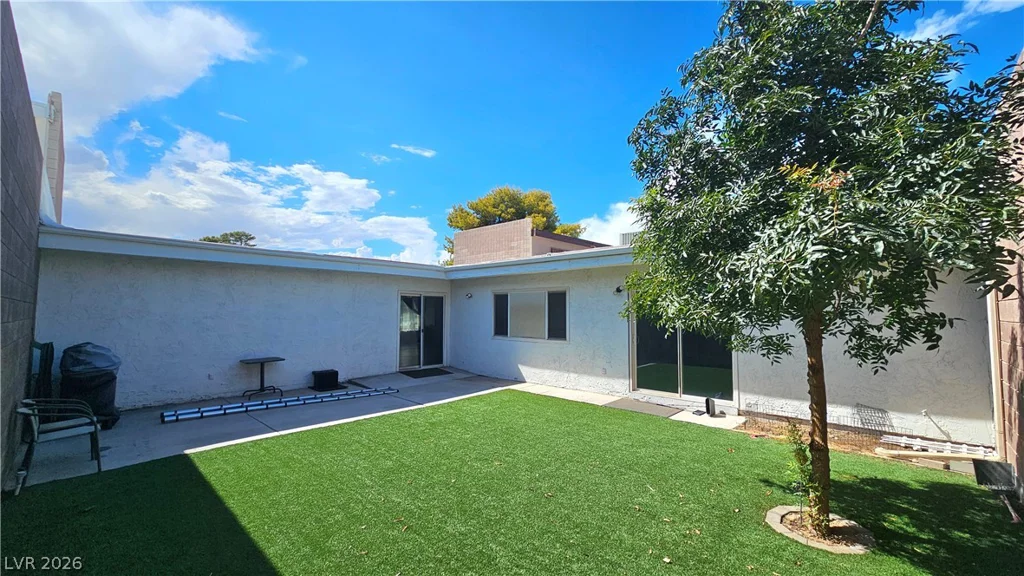 3604 Braewood, Las Vegas, NV 89121