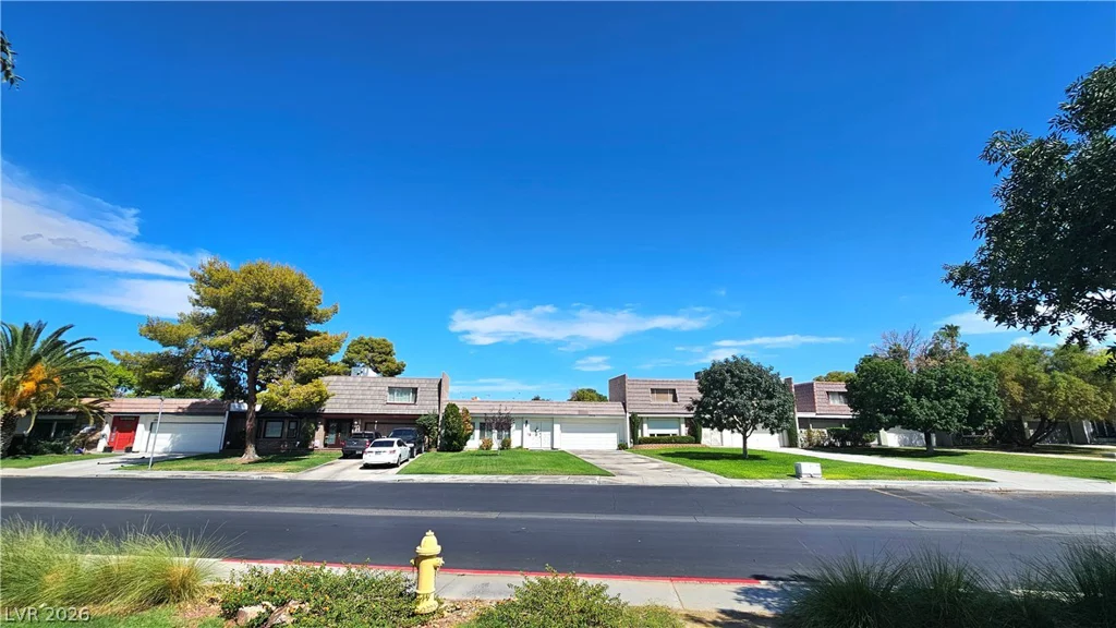3604 Braewood, Las Vegas, NV 89121