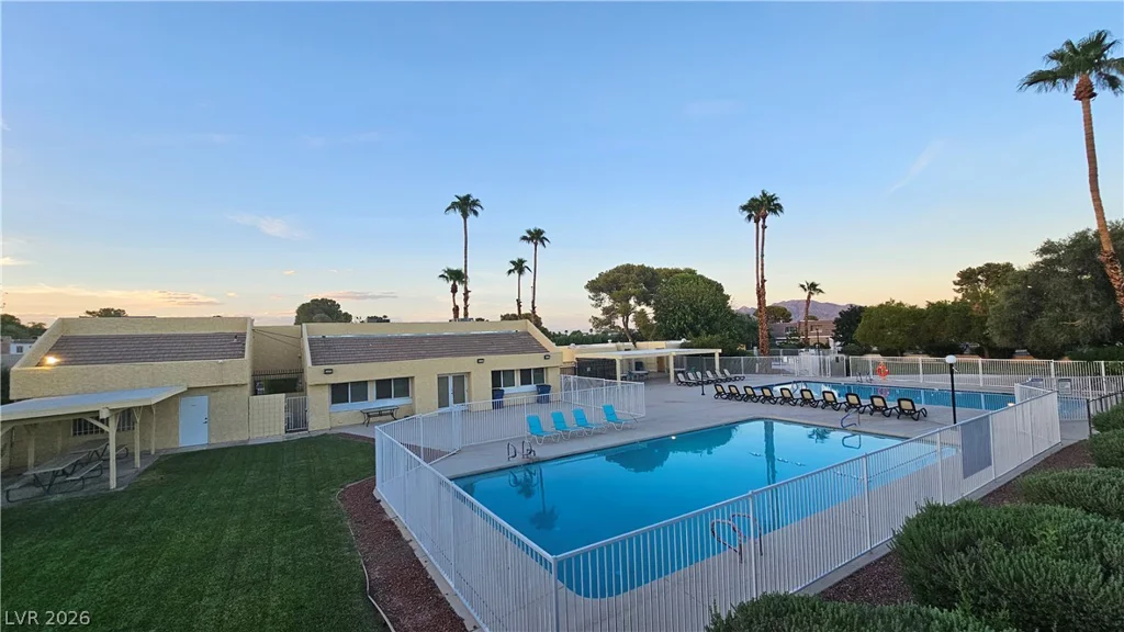 3604 Braewood, Las Vegas, NV 89121