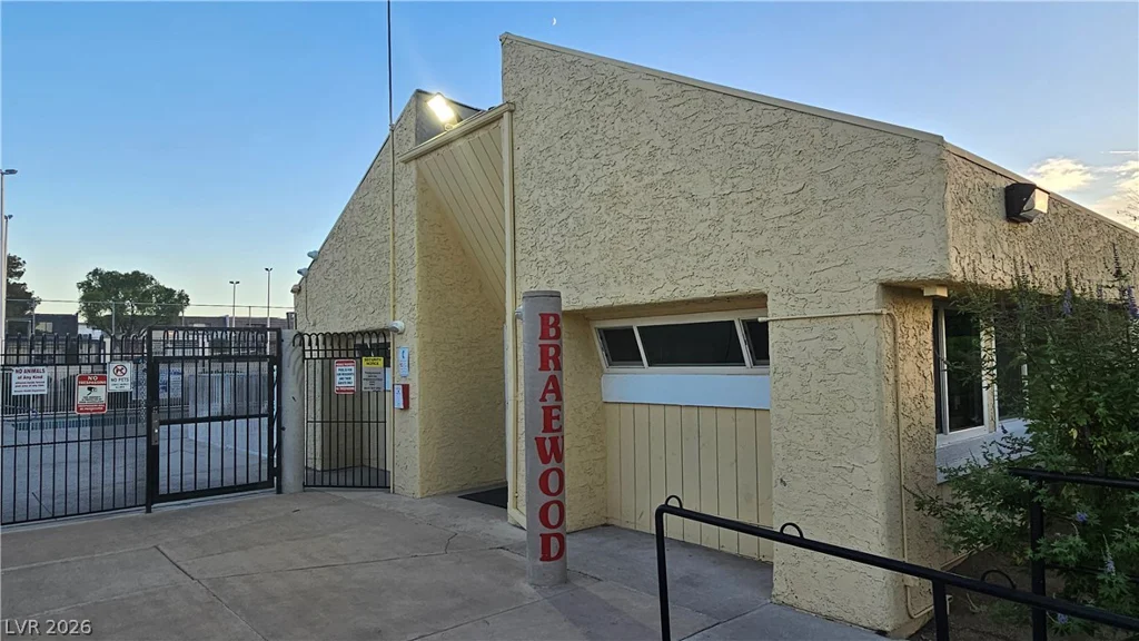 3604 Braewood, Las Vegas, NV 89121