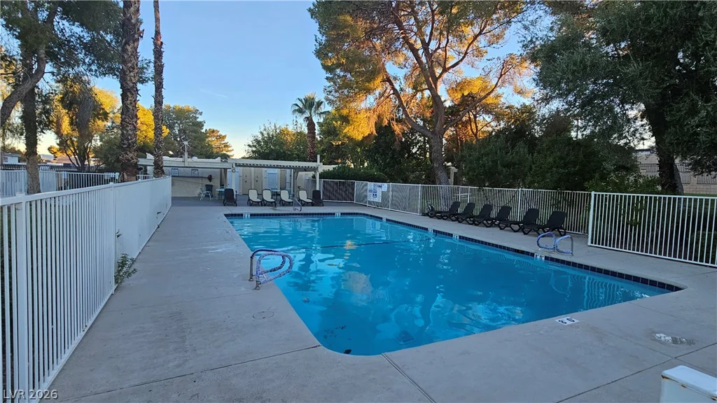 3604 Braewood, Las Vegas, NV 89121
