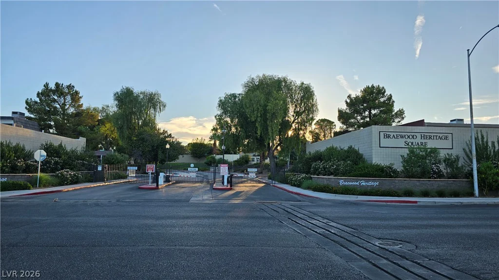 3604 Braewood, Las Vegas, NV 89121