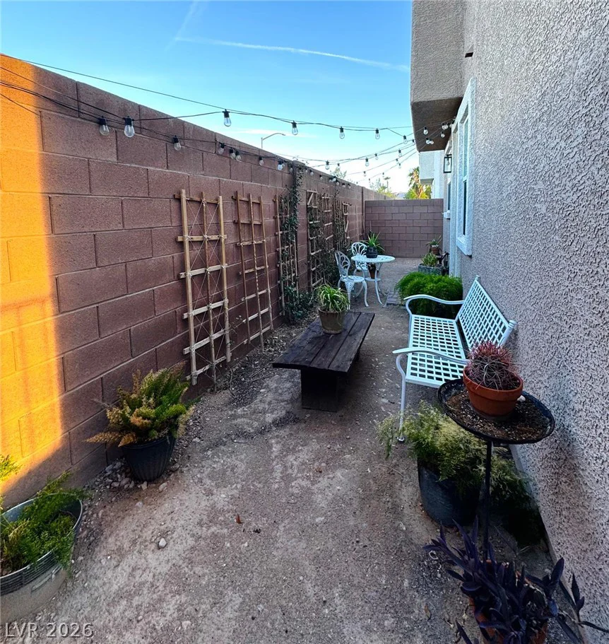 10486 HIGHLANDS RIVER, Las Vegas, NV 89141