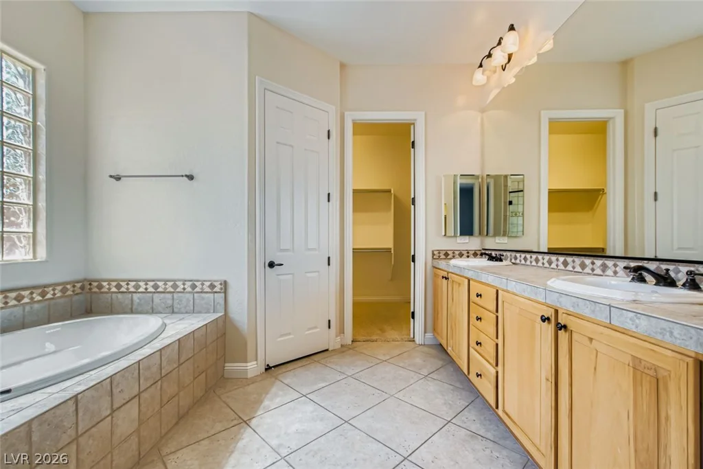 7364 Summer Duck, North Las Vegas, NV 89084
