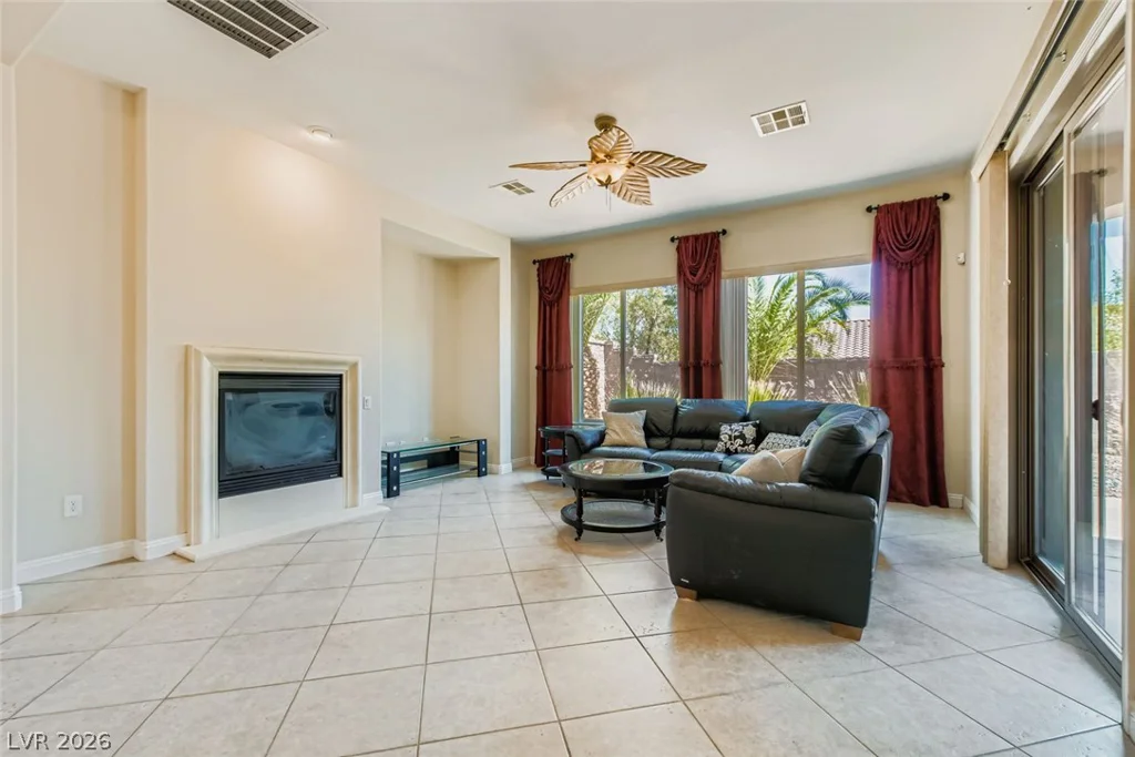 7364 Summer Duck, North Las Vegas, NV 89084