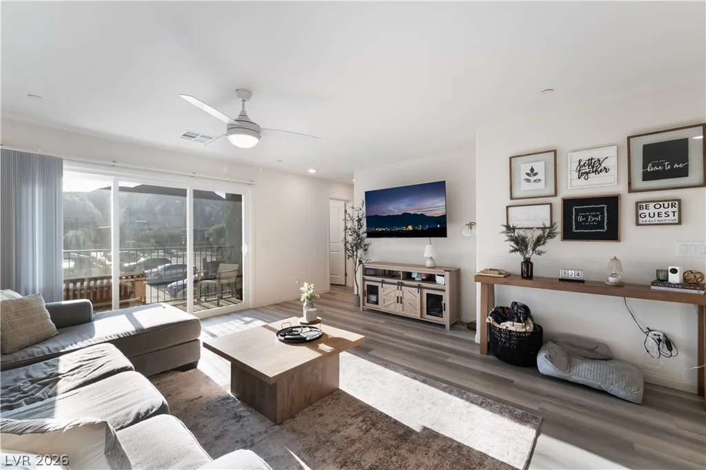6818 Truffle Gray, Las Vegas, NV 89148