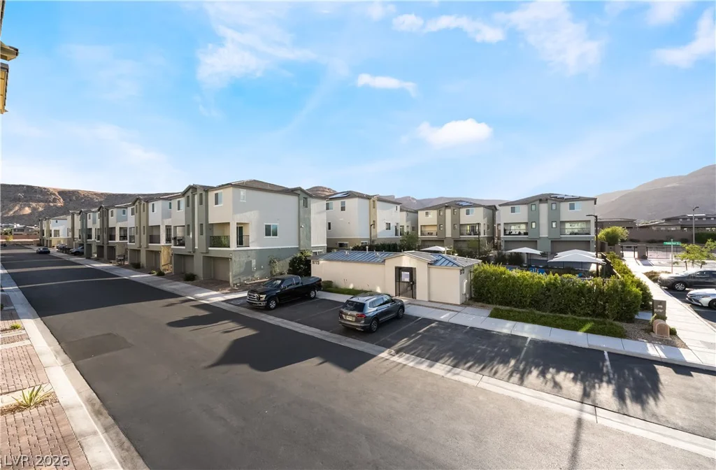 6818 Truffle Gray, Las Vegas, NV 89148