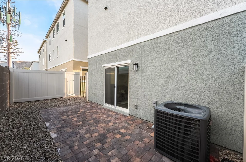 6818 Truffle Gray, Las Vegas, NV 89148