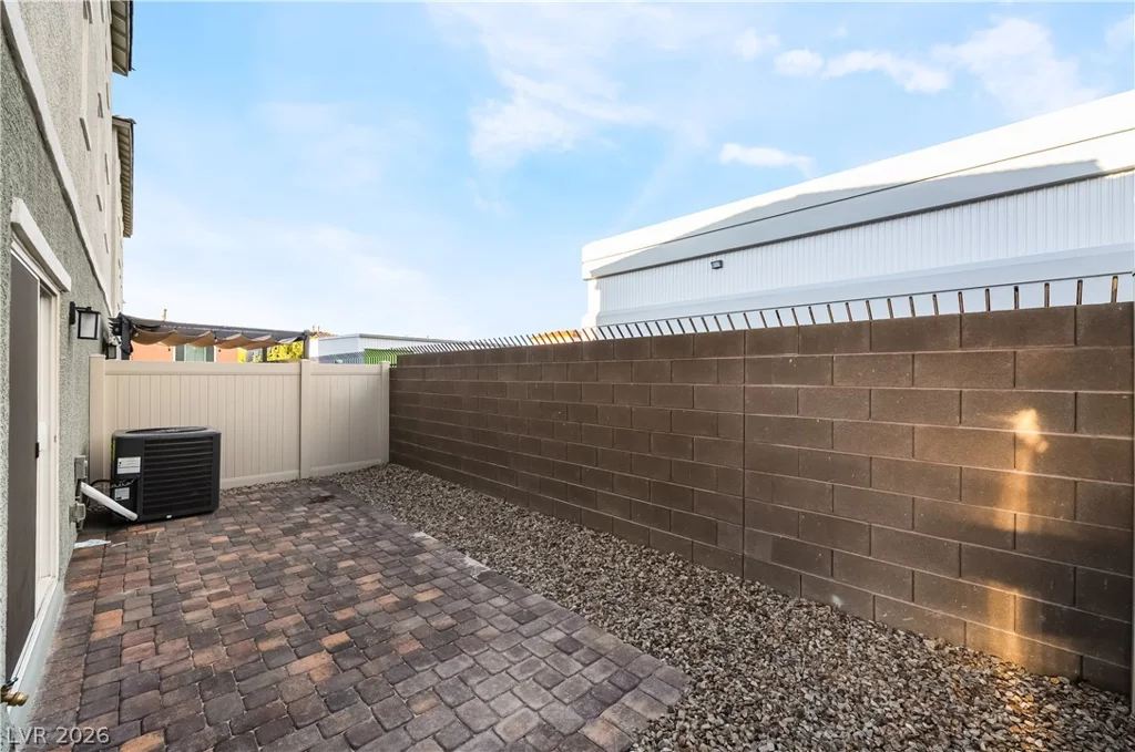 6818 Truffle Gray, Las Vegas, NV 89148