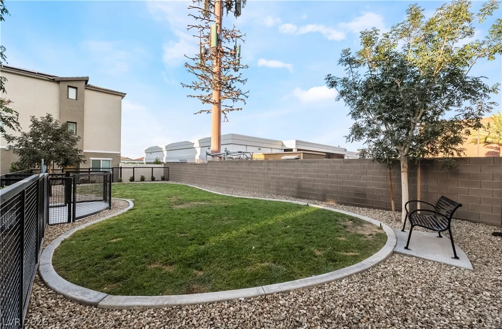 6818 Truffle Gray, Las Vegas, NV 89148