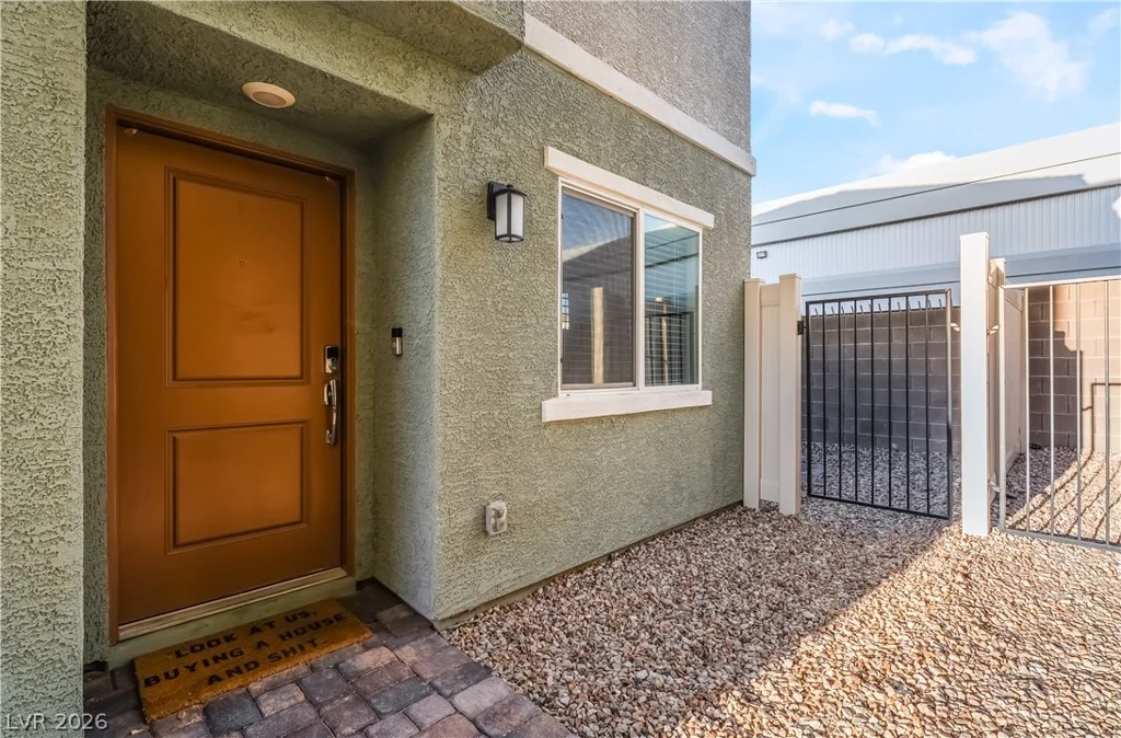 6818 Truffle Gray, Las Vegas, NV 89148