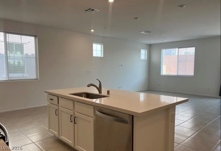 1926 Majalis, Las Vegas, NV 89106