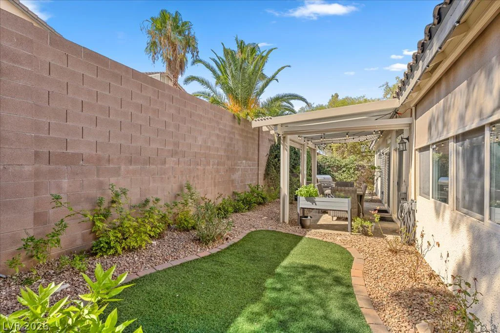 10939 Saint Rafael, Las Vegas, NV 89141