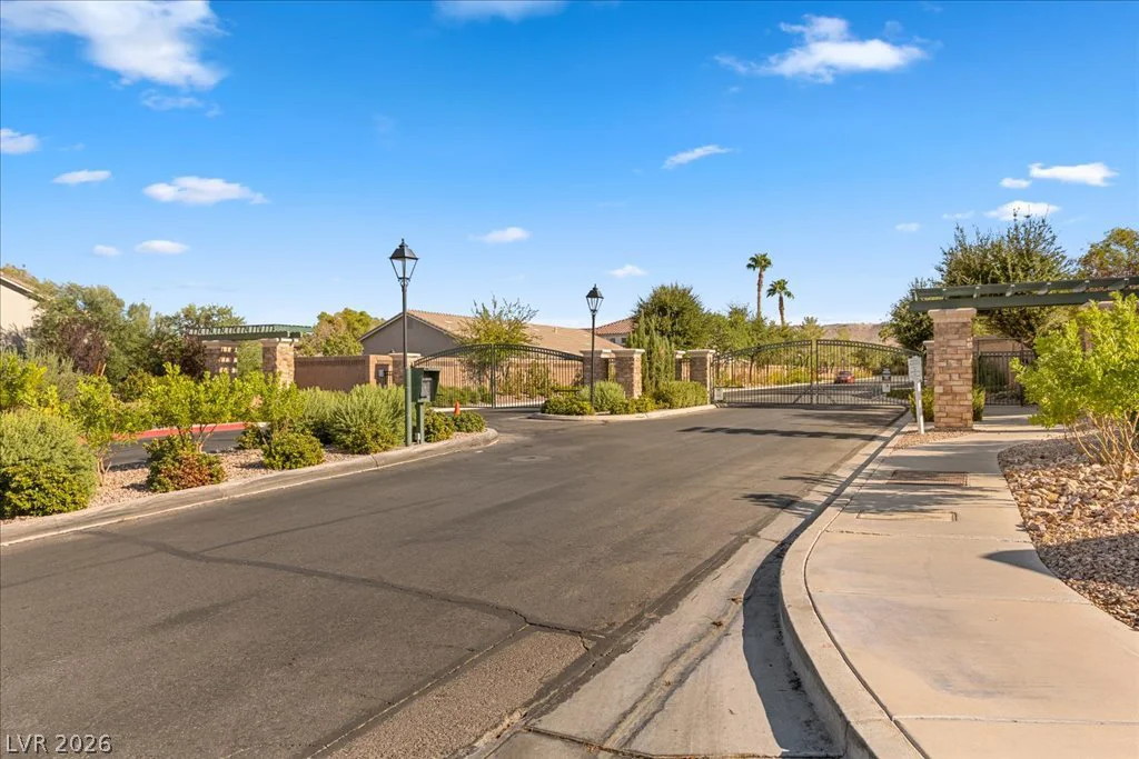 10939 Saint Rafael, Las Vegas, NV 89141