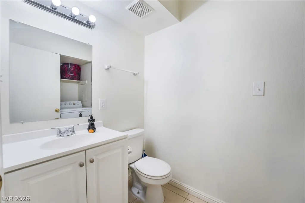 6135 Meadowgrass, Las Vegas, NV 89103