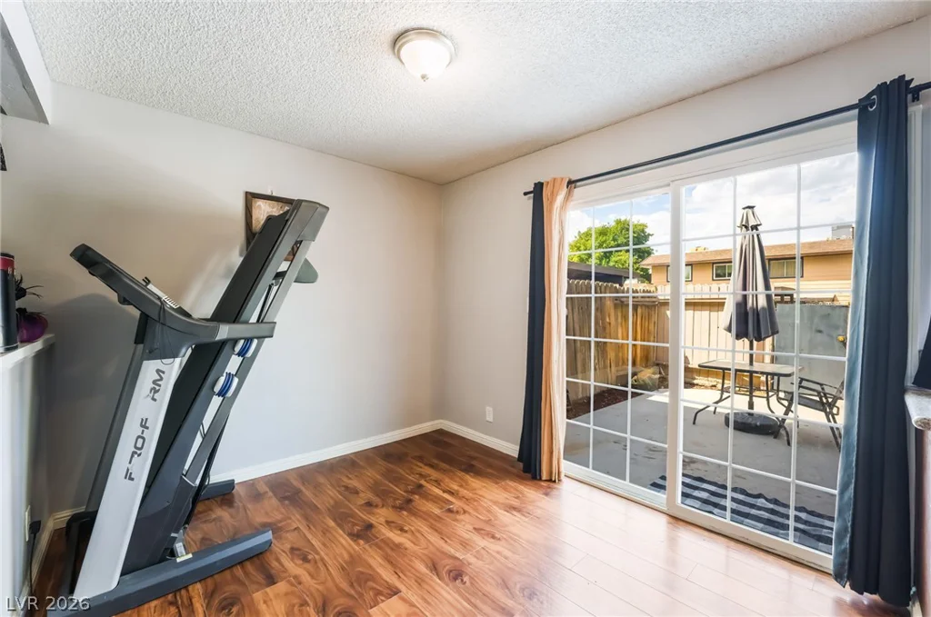 6135 Meadowgrass, Las Vegas, NV 89103