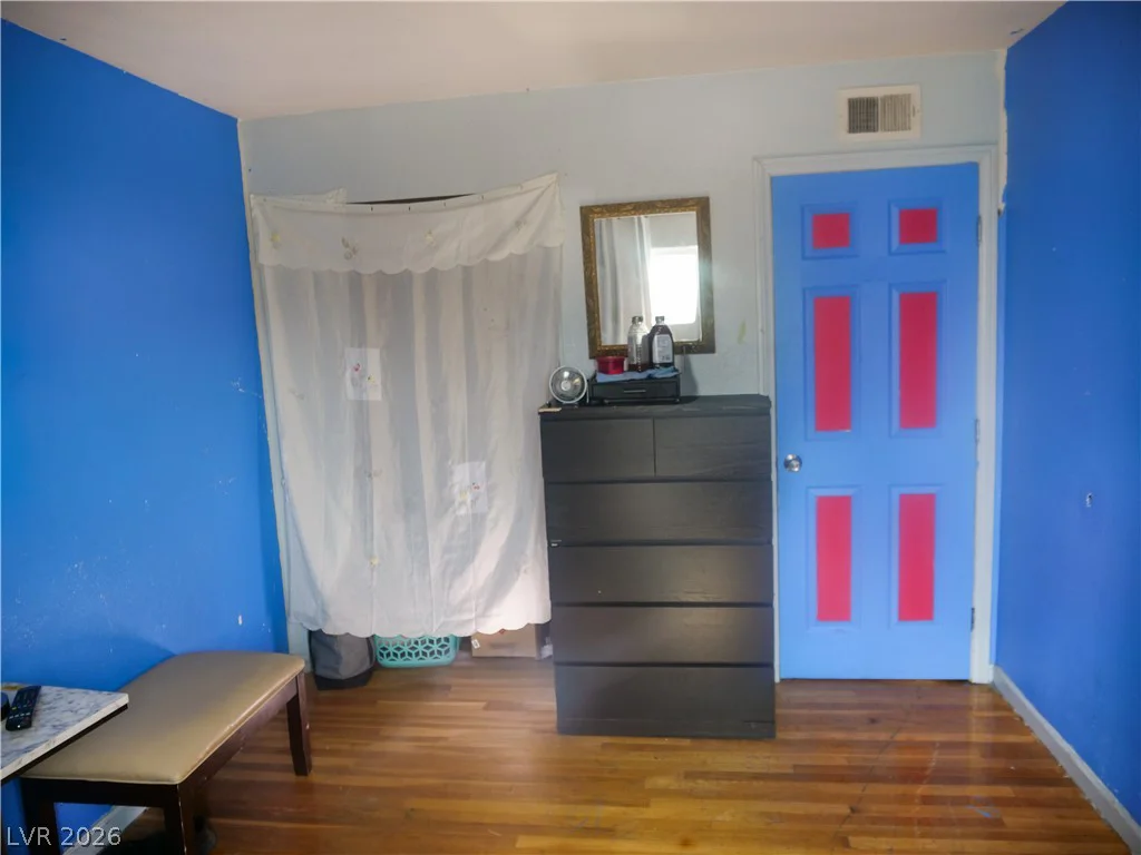 905 Zola, Las Vegas, NV 89145
