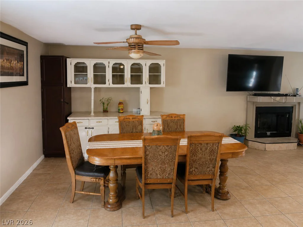 905 Zola, Las Vegas, NV 89145