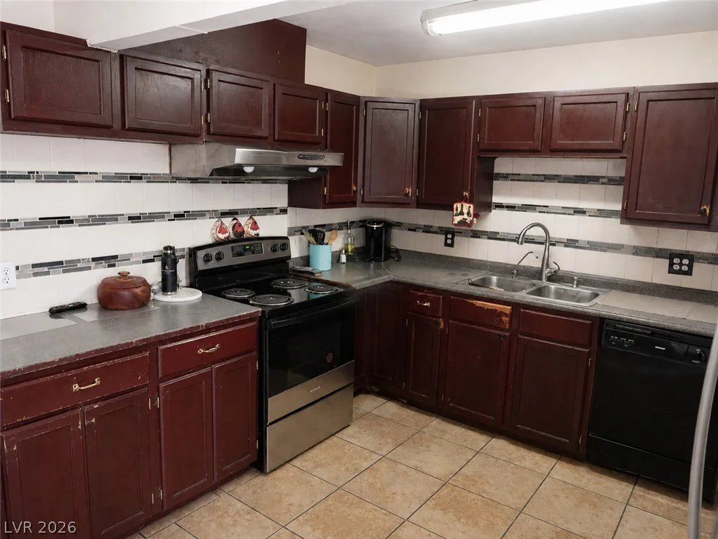 905 Zola, Las Vegas, NV 89145