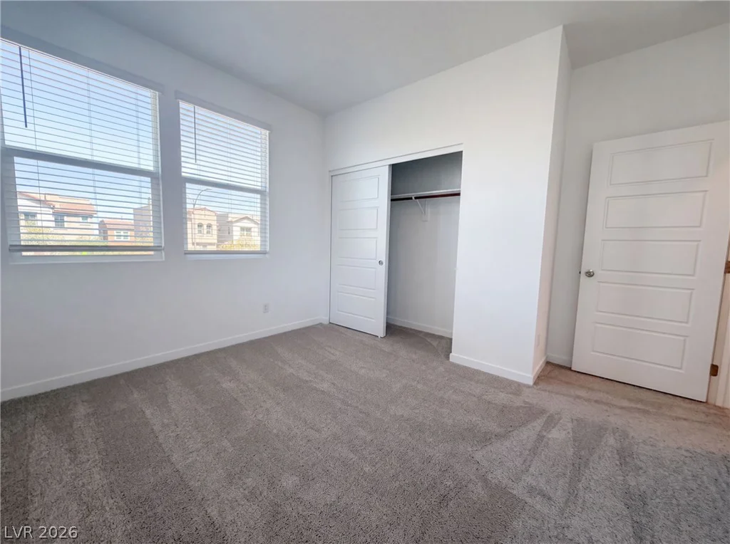 305 Crescent Glow, Henderson, NV 89015