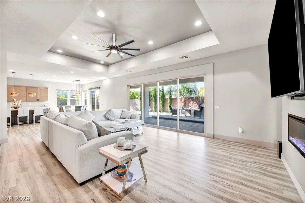 4395 Conough, Las Vegas, NV 89129