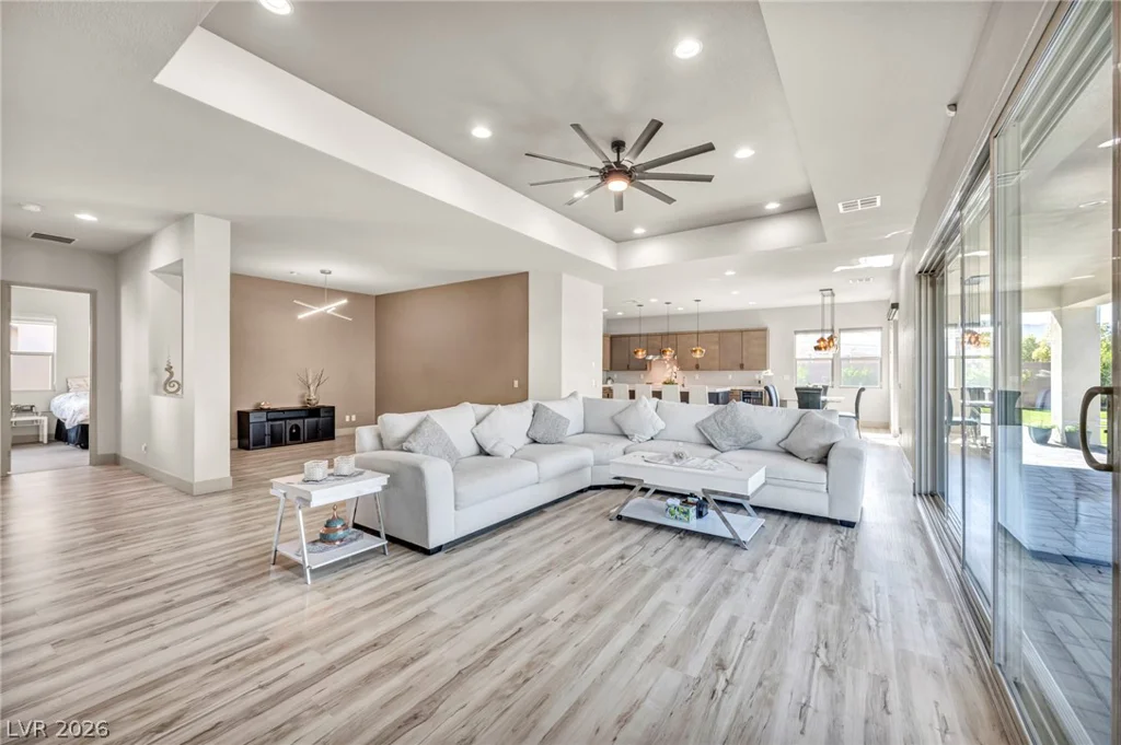 4395 Conough, Las Vegas, NV 89129