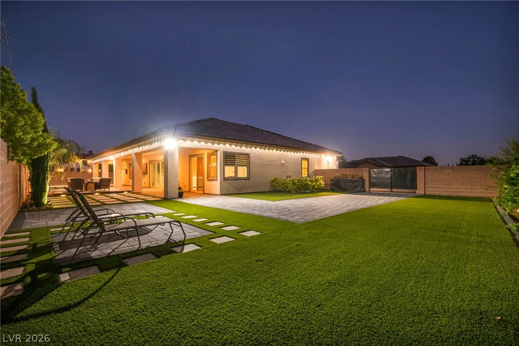 4395 Conough, Las Vegas, NV 89129