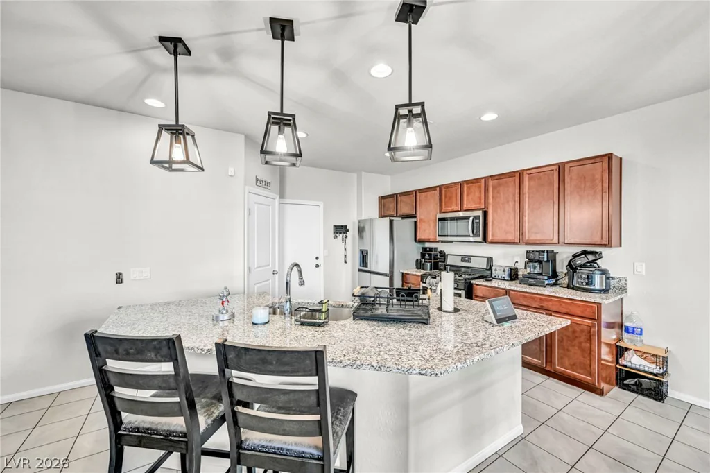 5612 Hill Cliff, North Las Vegas, NV 89031