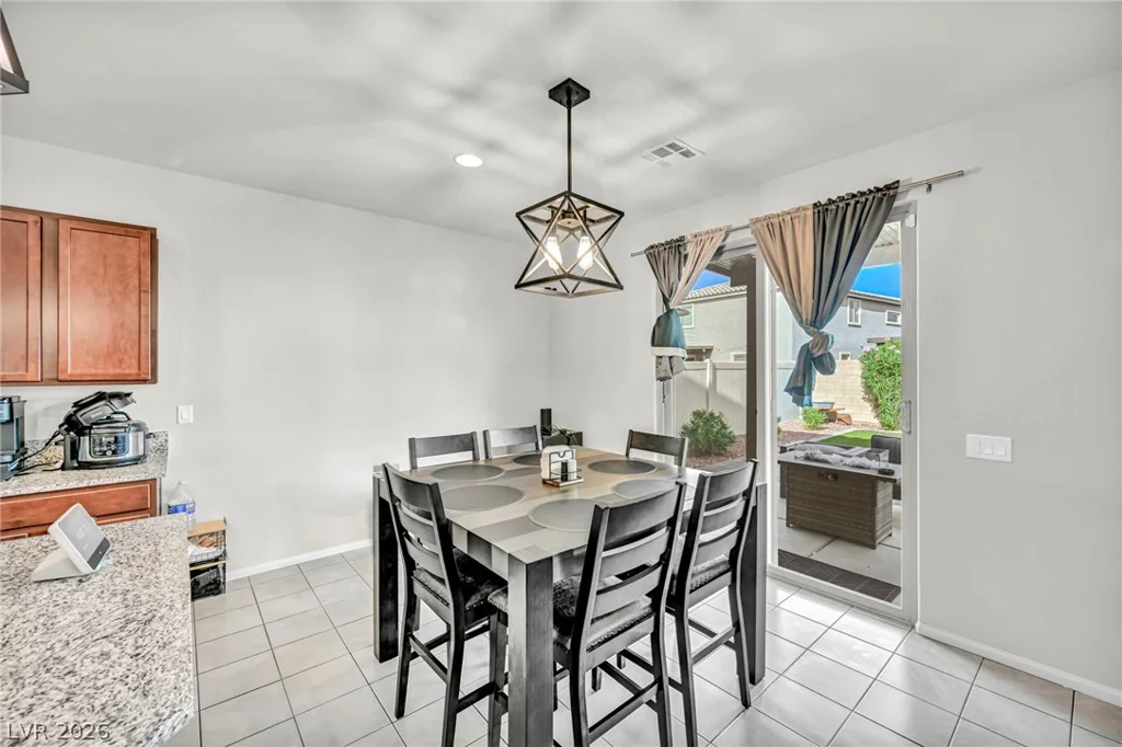 5612 Hill Cliff, North Las Vegas, NV 89031
