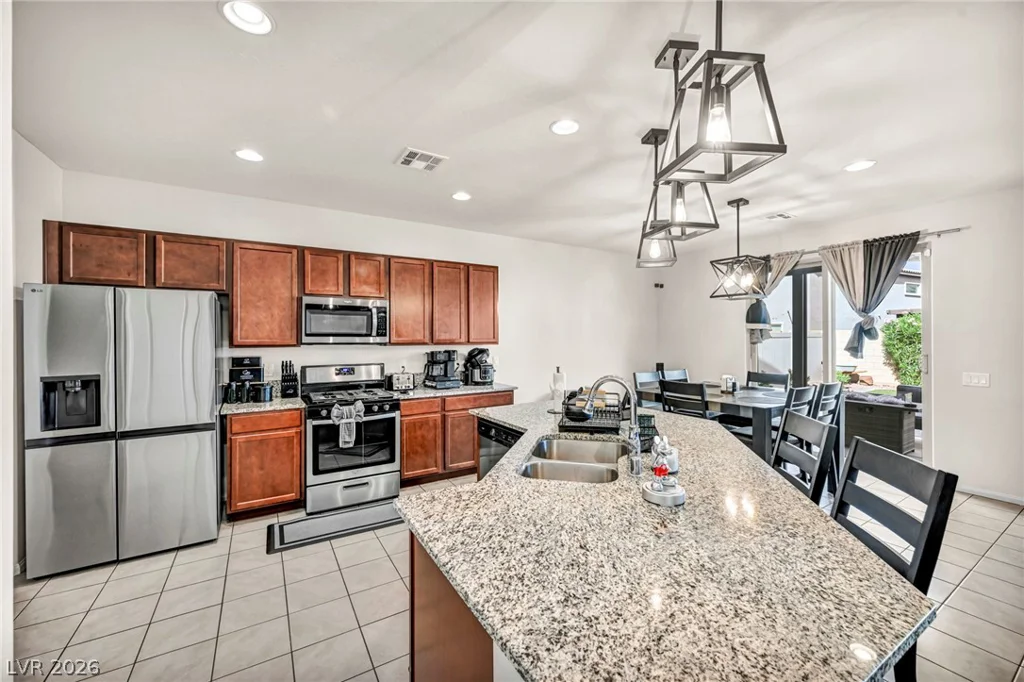 5612 Hill Cliff, North Las Vegas, NV 89031