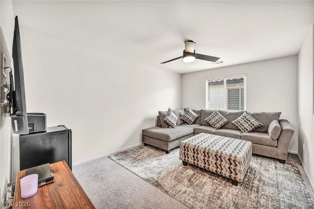 5612 Hill Cliff, North Las Vegas, NV 89031