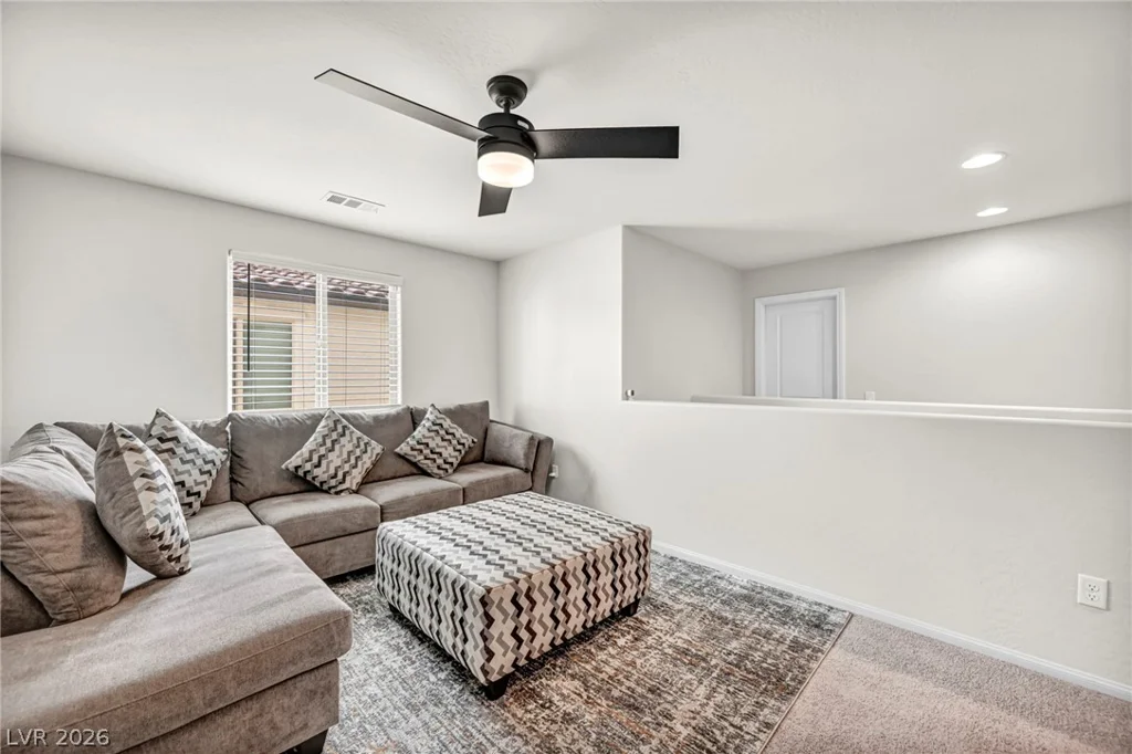 5612 Hill Cliff, North Las Vegas, NV 89031