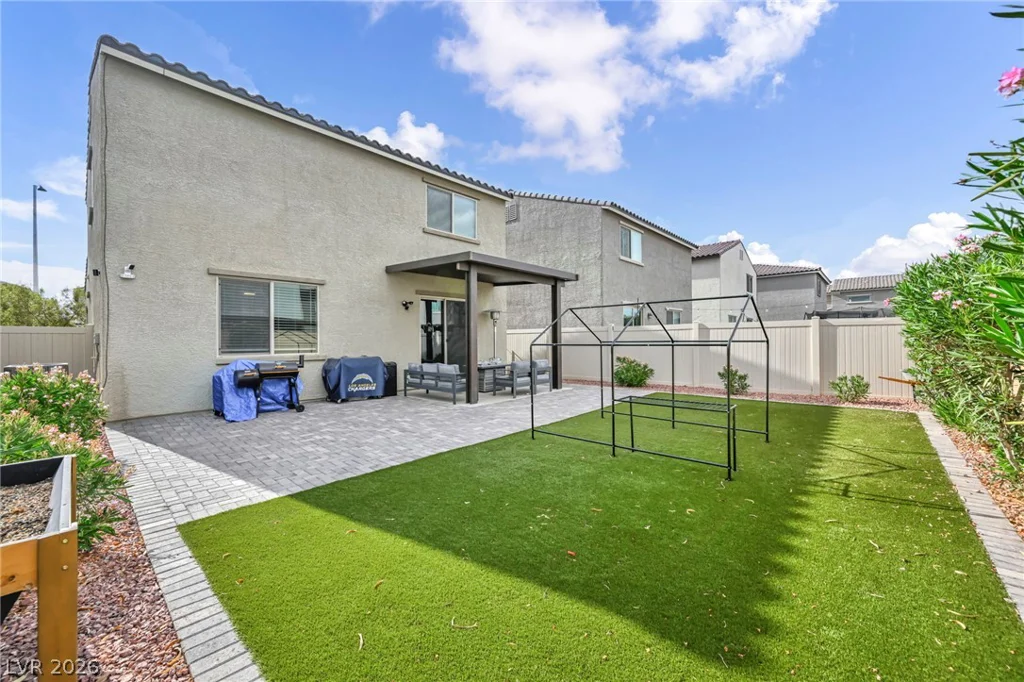 5612 Hill Cliff, North Las Vegas, NV 89031