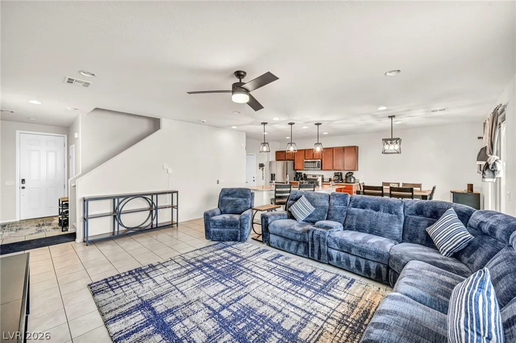 5612 Hill Cliff, North Las Vegas, NV 89031